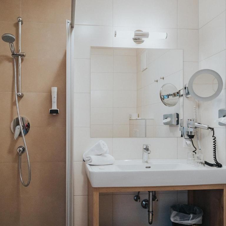 Hotel Silberfux - Doppelzimmer mit Terrasse - 3