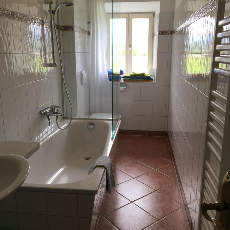 Appartements im Forsthaus Wunderbar ruhige Ferienwohnungen in Strobl am Wolfgangsee im Forsthaus - Apartment mit 2 Schlafzimmern und Balkon - 4
