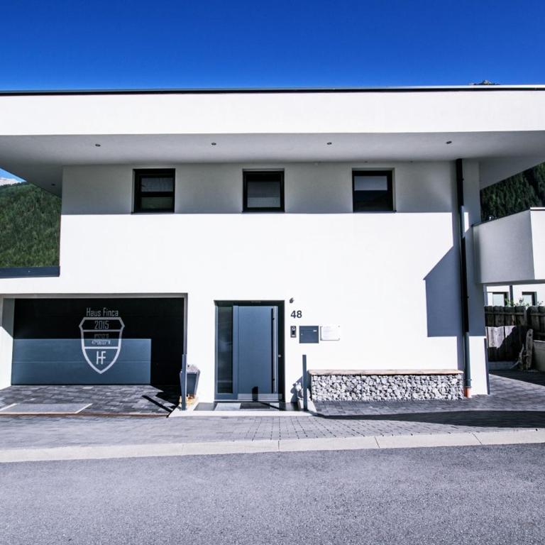 Haus Finca, inklusive Stubai Super Card während des Gültigkeitszeitraums, Busstop, WIFI, privater Garten - Apartment mit Blick auf die Berge - 12