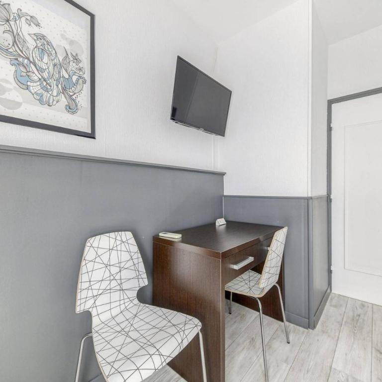 Hôtel Vila - Chambre Double avec Terrasse - 4