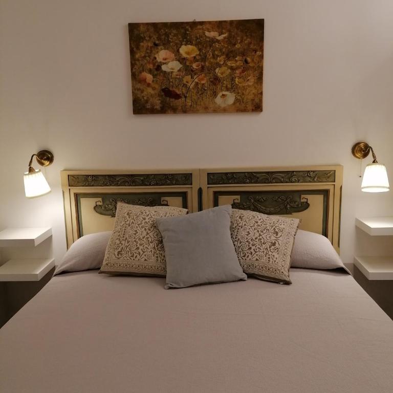 Corte delle Camelie Bed and Breakfast - King Room - 8