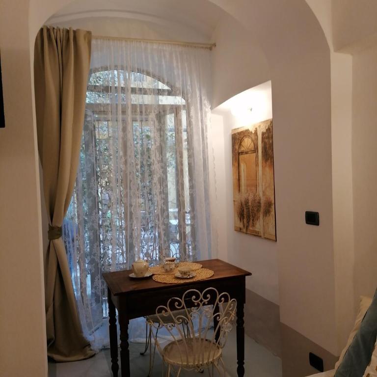 Corte delle Camelie Bed and Breakfast - King Room - 15