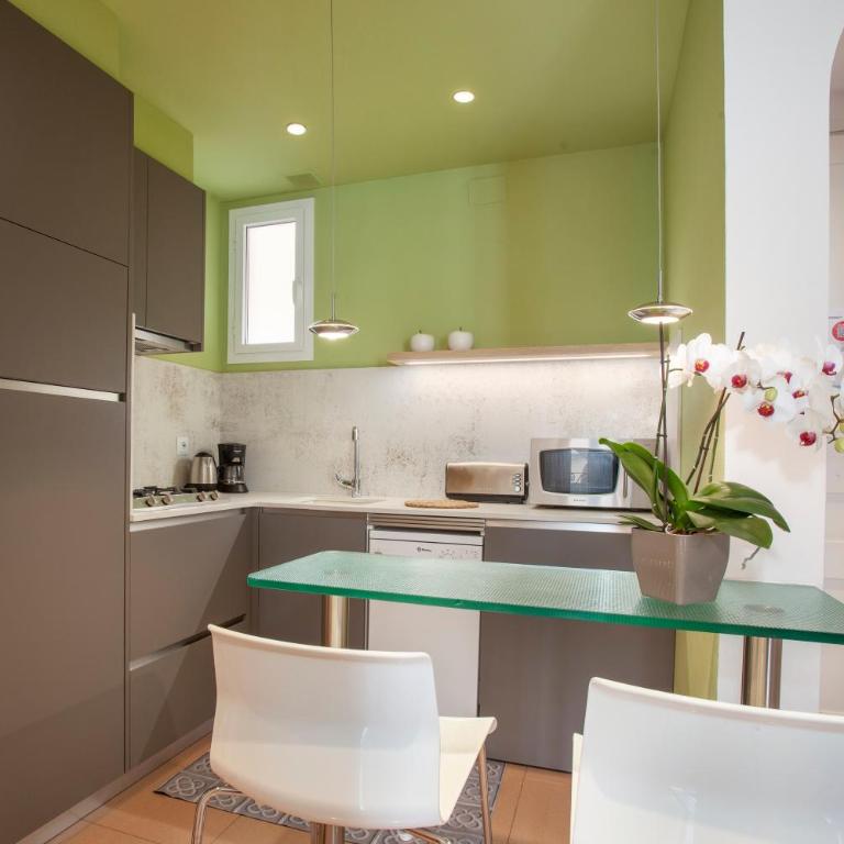 BCNGOTIC 41 - Three-Bedroom Apartment - 5