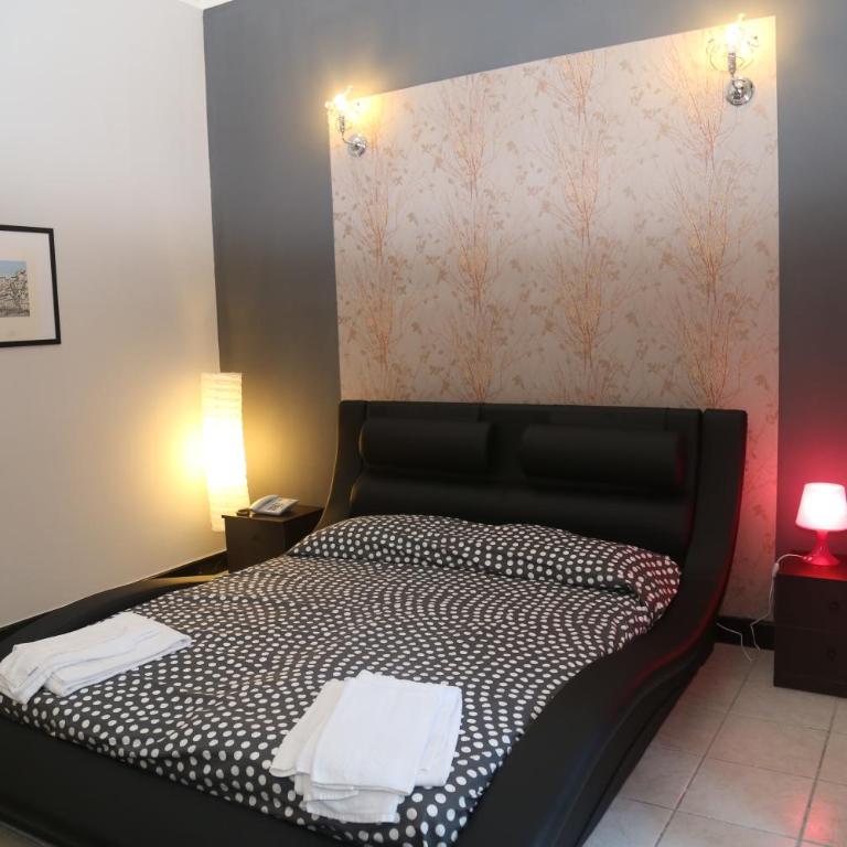 Hotel Sangiuliano 132 centro storico Catania - Superior Double Room - 2