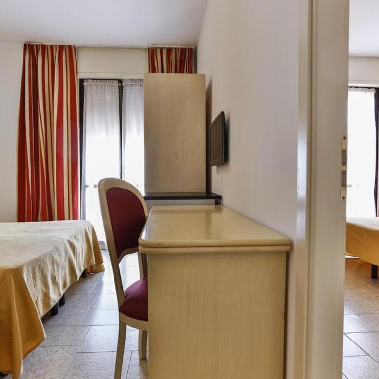 Hotel Avana Mare - Camera Familiare - 2