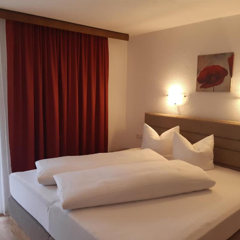 Landhaus Klausnerhof Hotel Garni - Doppelzimmer mit Balkon - 1