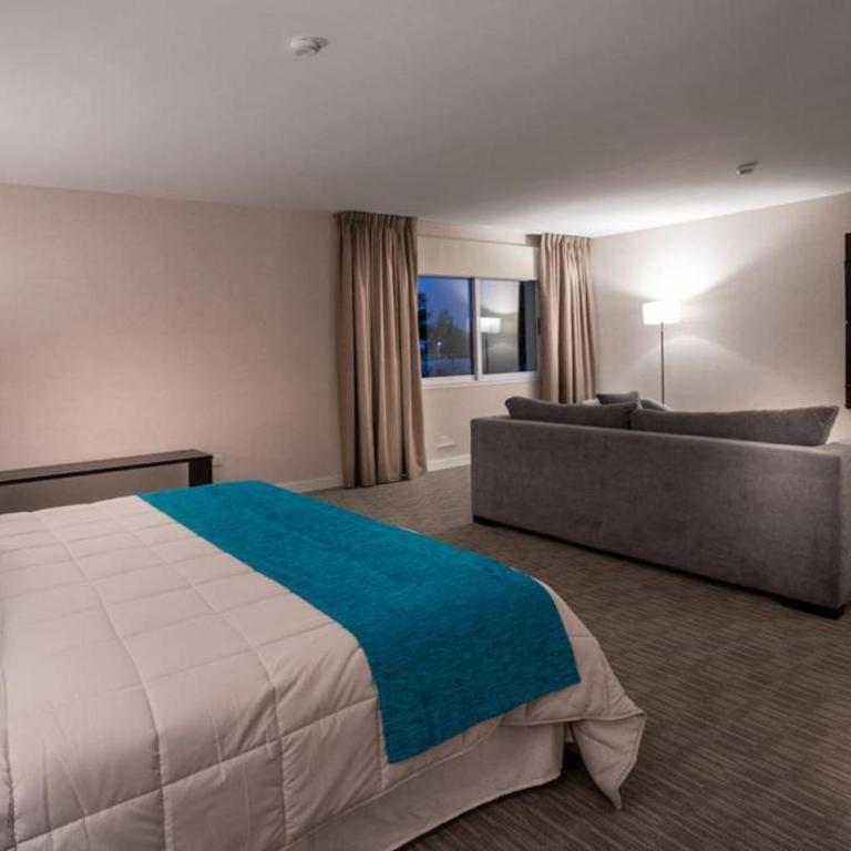 Howard Johnson Plaza & Convention Center Spa La Plata - Suite Presidencial - Para no fumadores - 3