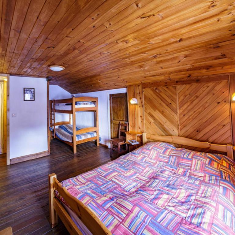 Auberge l'Estoilies - Chambre Familiale avec Balcon - 2