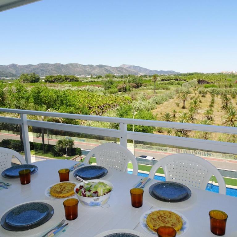 AIGUA BLAVA Primera línea - Alquiler solo familias - Apartamento de 3 dormitorios - 47