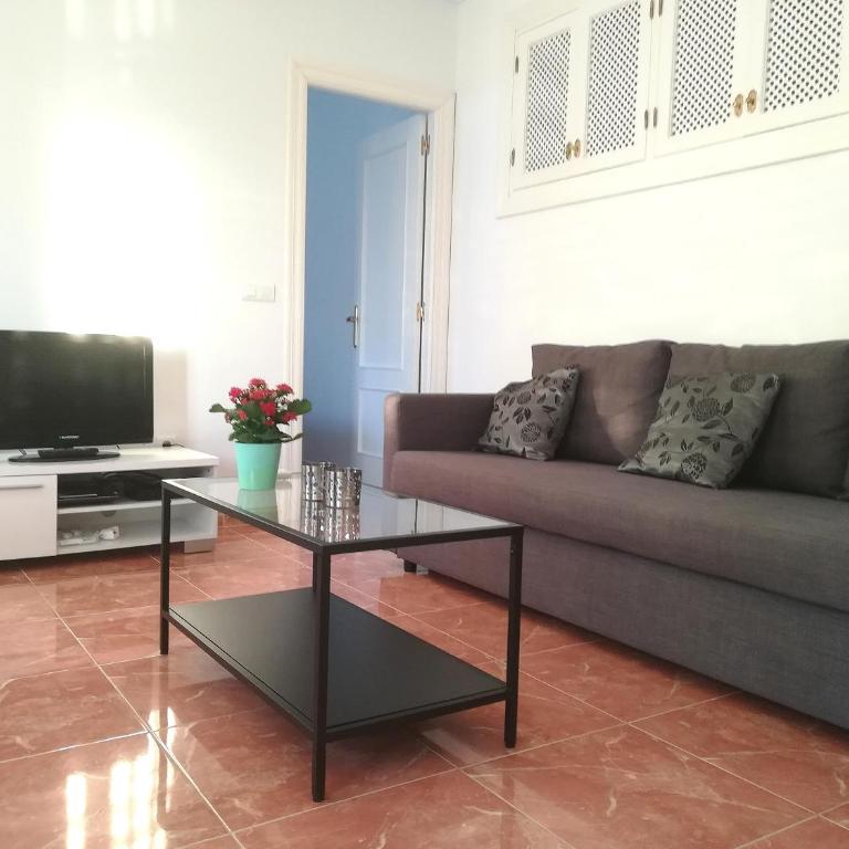Burriana Holiday Apartments - One-Bedroom Apartment - 7