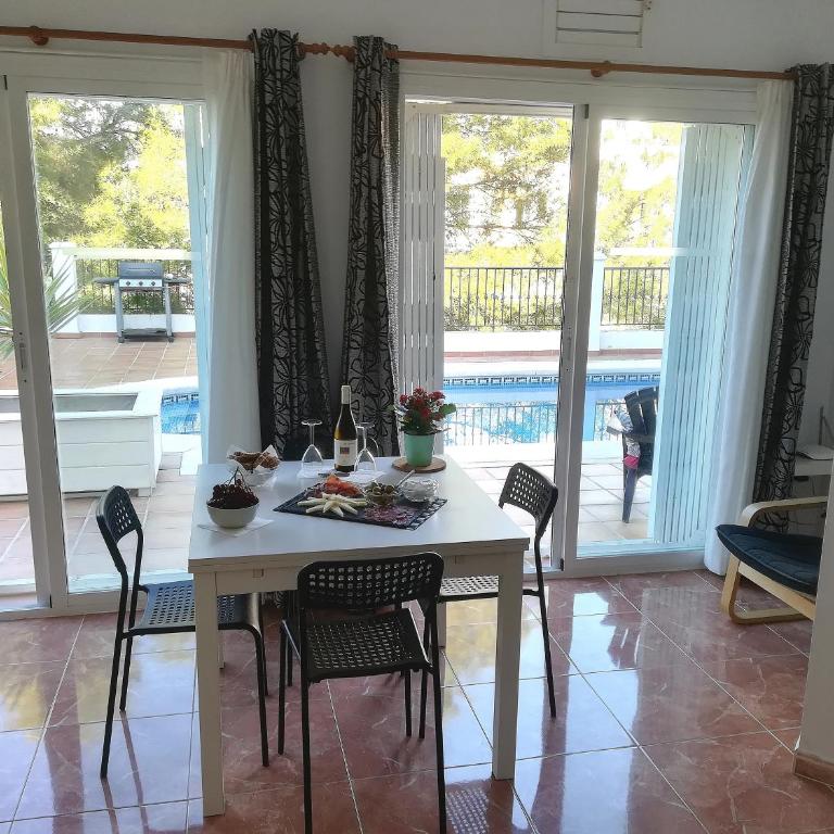 Burriana Holiday Apartments - One-Bedroom Apartment - 13