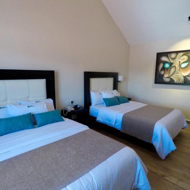 Hotel Villa Murano - Superior Quadruple Room - 7