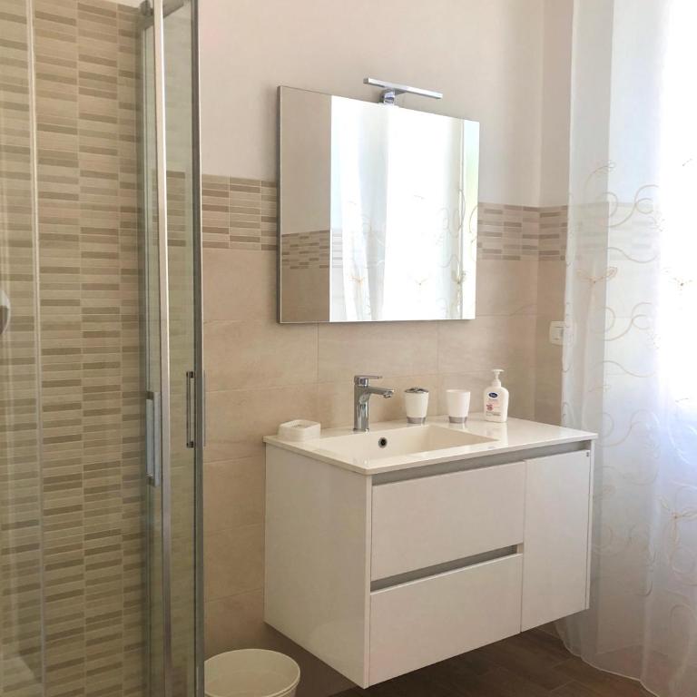 Mario apartment - Levanto, 5 Terre - Appartamento con 2 Camere da Letto - 10