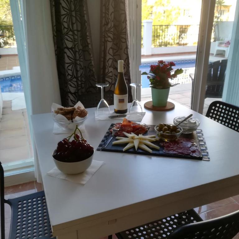 Burriana Holiday Apartments - One-Bedroom Apartment - 3