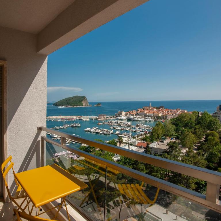 Fontana Seafront Residences - Penthaus Apartman - 17