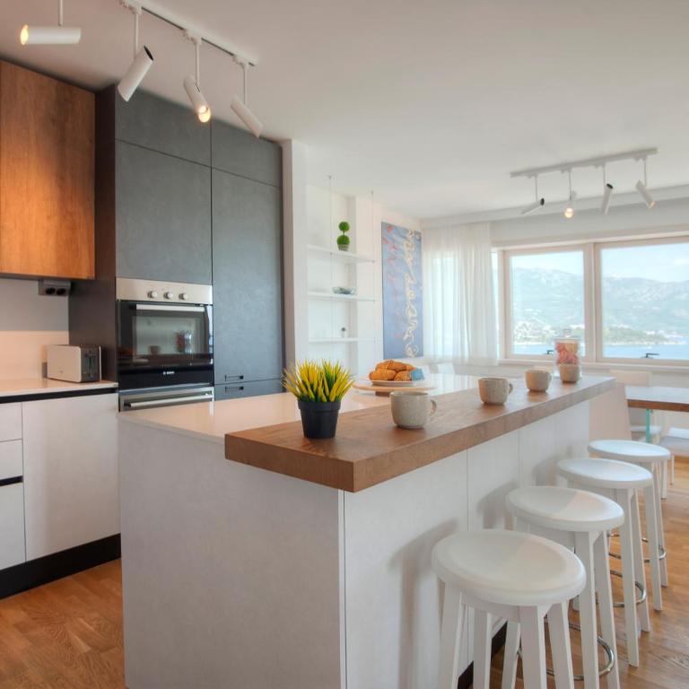 Fontana Seafront Residences - Penthaus Apartman - 2