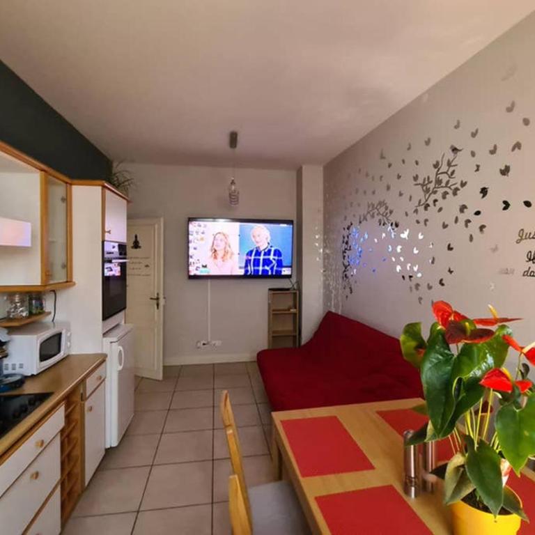 la lauch - Two-Bedroom Apartment - 12