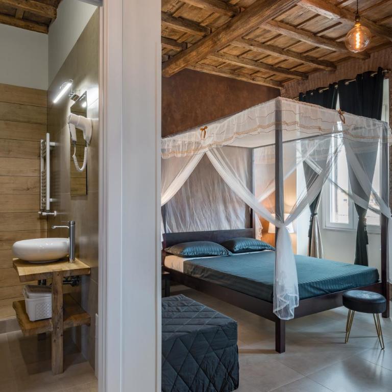 Le Boutique Luxury Rooms diffused in historical center - Camera Matrimoniale con Bagno Privato - 1