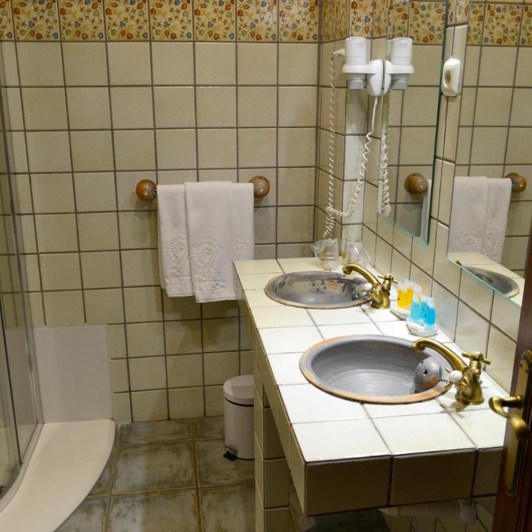 Alda Vía León - Habitación Triple - 4