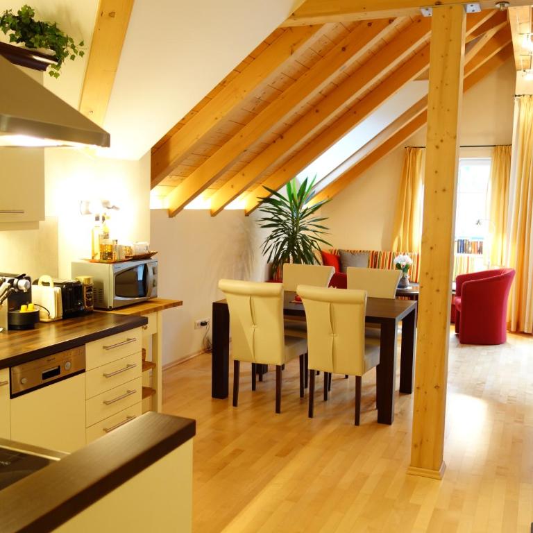 Landhaus Leitner am Wolfgangsee - One-Bedroom Apartment with Balcony - Wolfgangsee 1 - 4