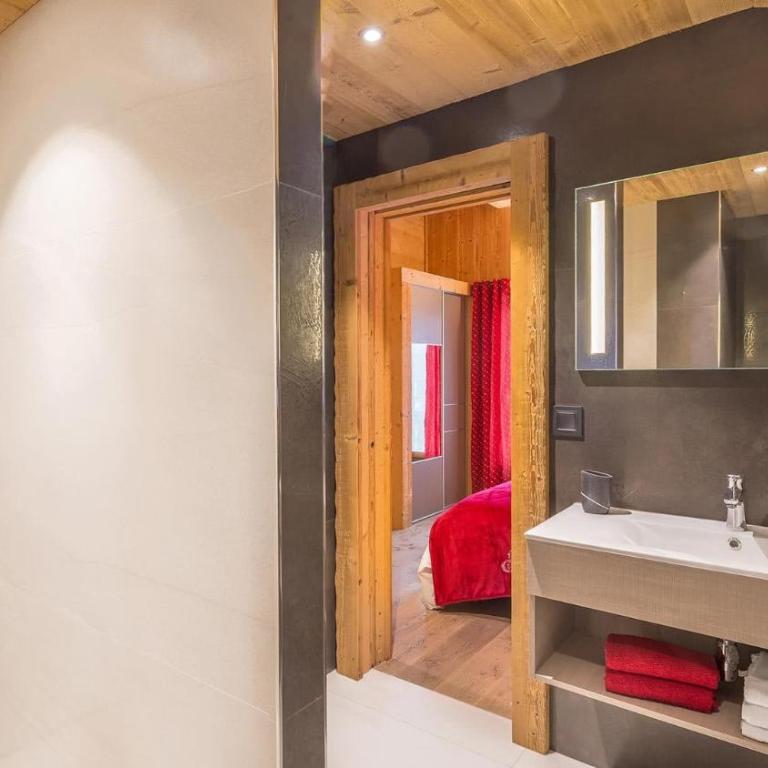 Chante Merle - Chalet - BO Immobilier - Reduced prices on ski passes Châtel & Portes du Soleil - Chalet 6 Chambres - 13