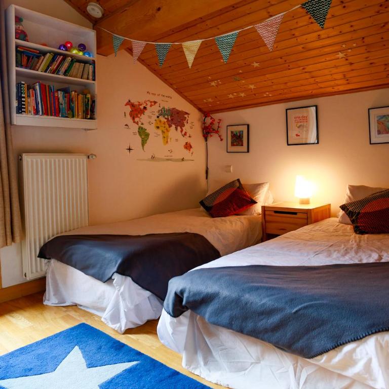 Chamonix Large Chalet, Sleeps 12, 200m2, 5 Bedroom, 4 Bathroom, Garden, Jacuzzi, Sauna - Chalet - 28
