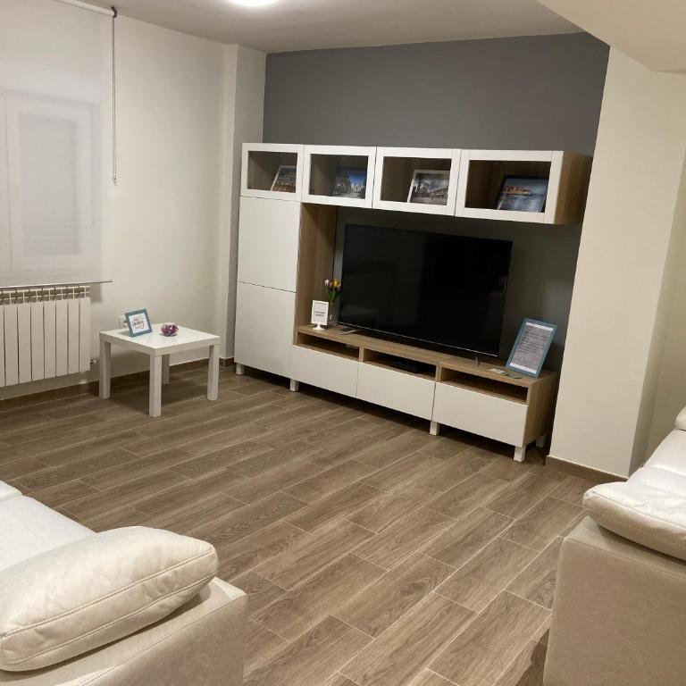 piso avenida 49 - Apartamento de 3 dormitorios - 3