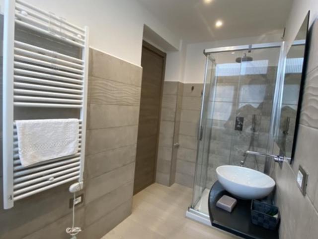 Maestrale Charme Rooms - Camera Matrimoniale con Bagno Privato - 16