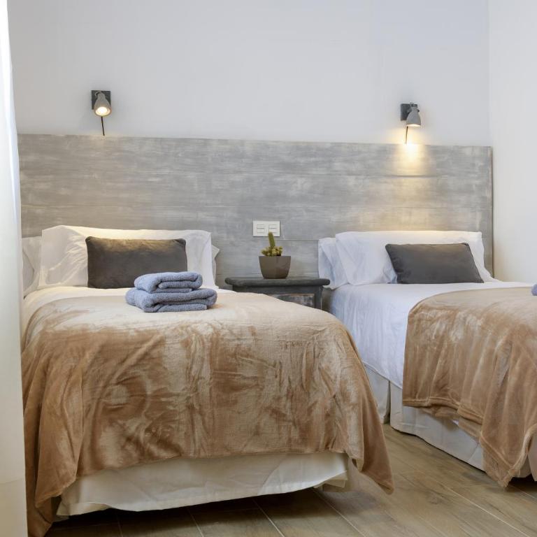 ALIZUTH HOME - Three-Bedroom House - 21
