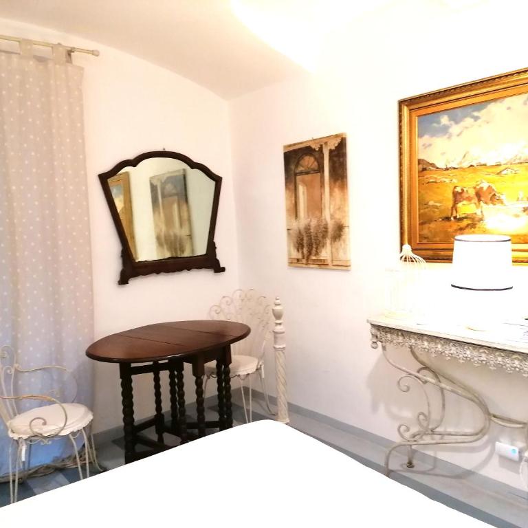 Corte delle Camelie Bed and Breakfast - Deluxe Double Room - 10