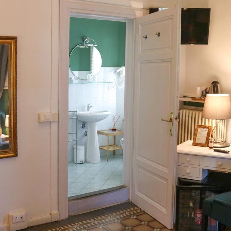 Villa San Donato B&B - Camera Quadrupla - 12
