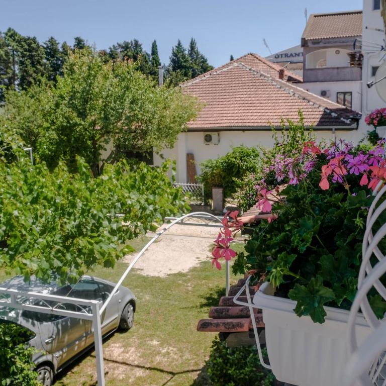 Vila Adriatik - Double Room with Balcony - 15