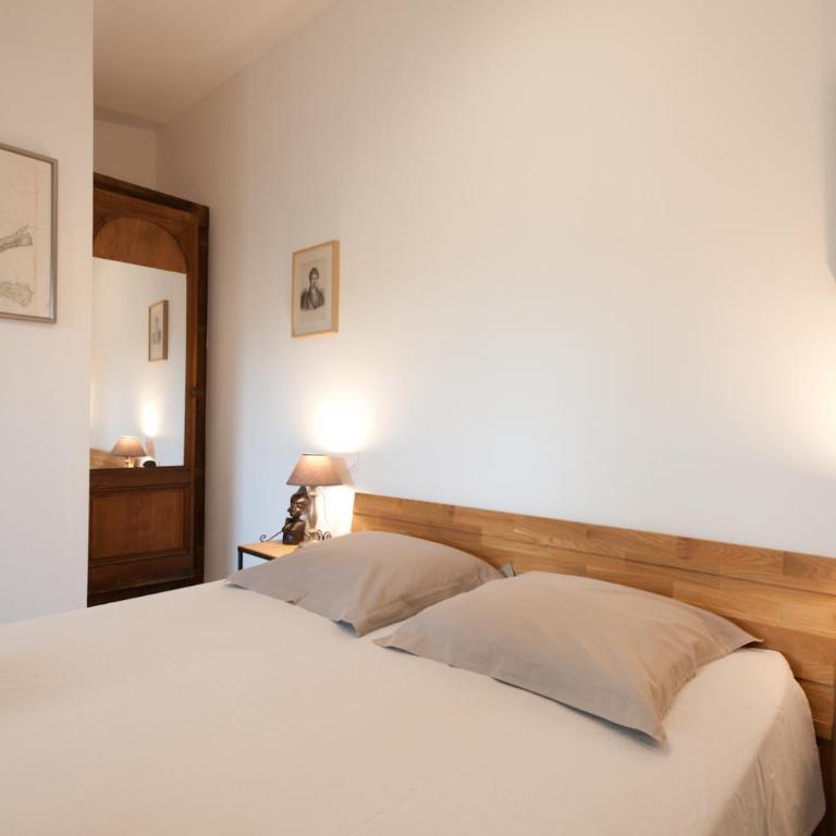 Maison Tavolara - Doppelzimmer mit Patio - 4