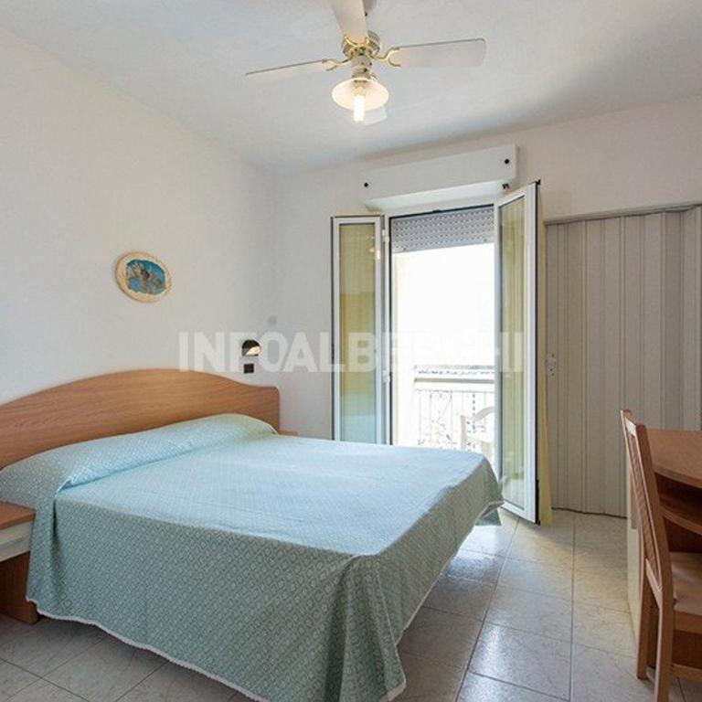 Hotel Villa Aurora - Camera Matrimoniale/Doppia con Letti Singoli con Vista Mare - 2