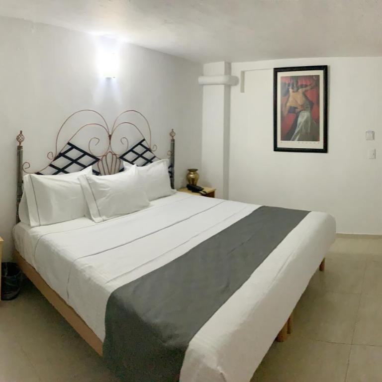 Hotel Real GDL - Suite Estándar - 6