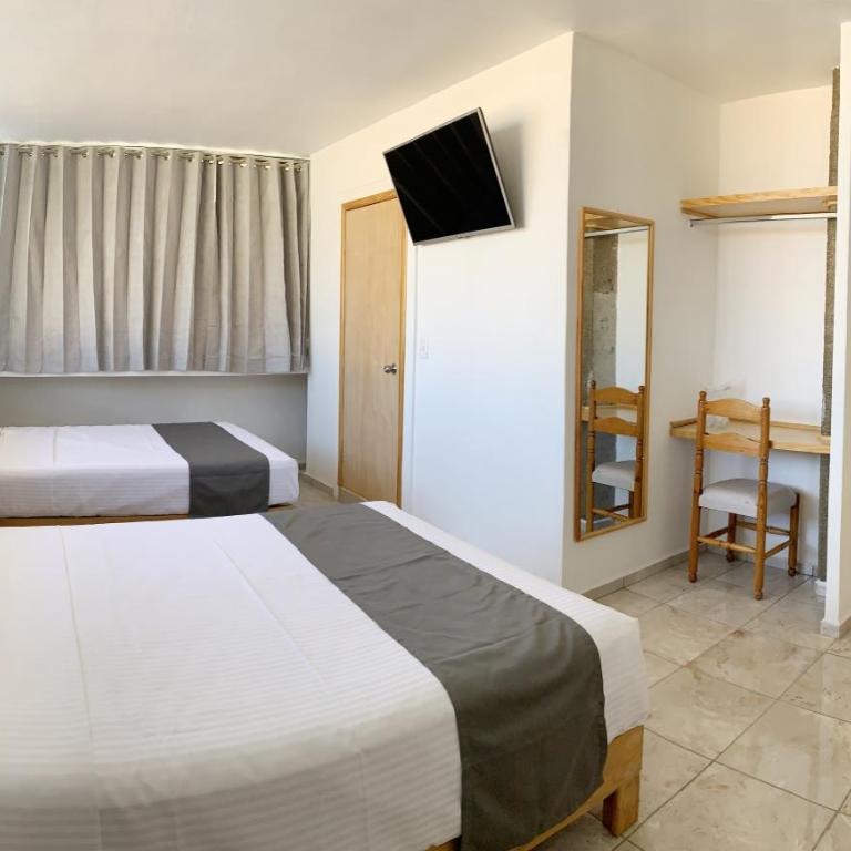 Hotel Real GDL - Habitación Cuádruple Estándar - 4