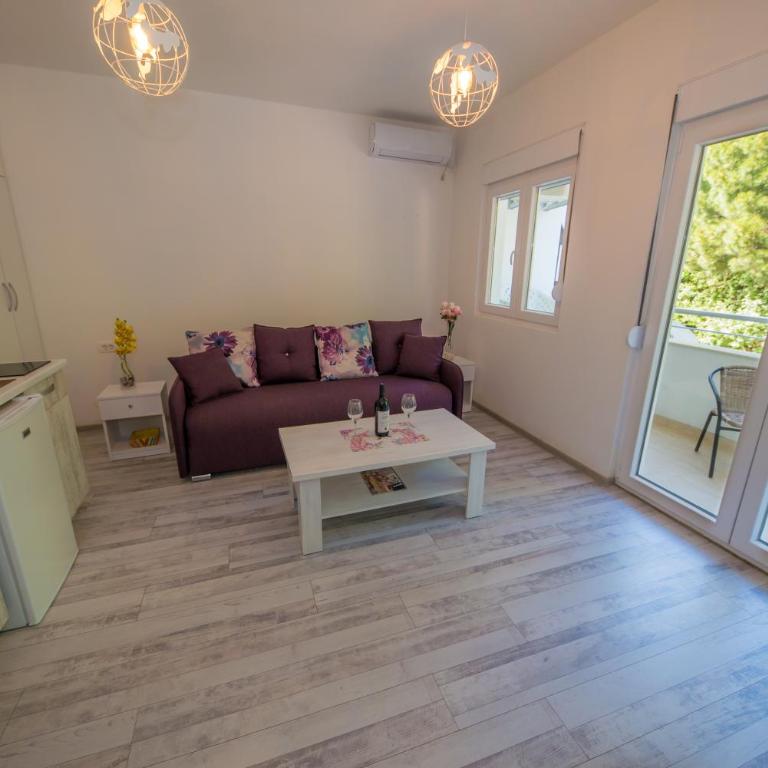 Apartmani Stari Grad - Studio sa Terasom - 10