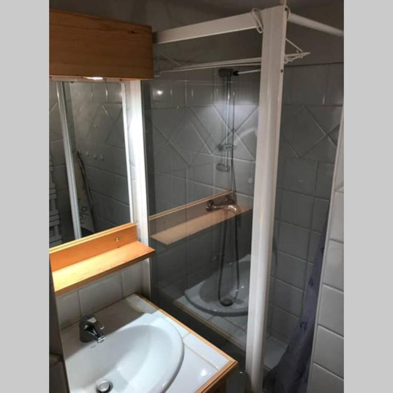Charmant appartement 6-8 personnes au cœur du village à proximité lac et pistes de ski - Appartement 2 Chambres - 15