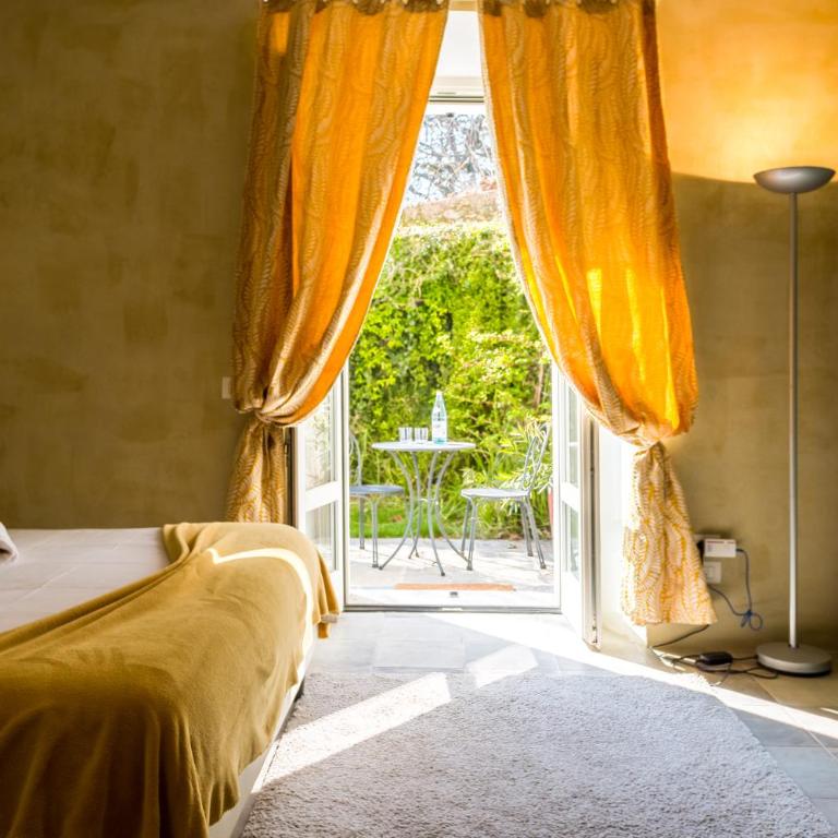 White Lilac Romantic B&B - Adults only - Camera Matrimoniale con Vista Giardino - 5