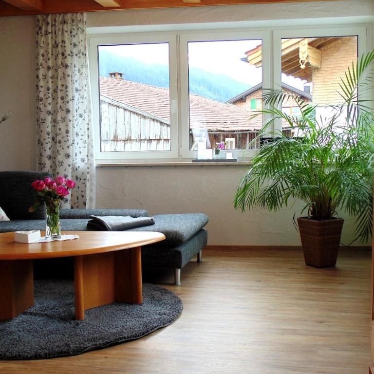 Ferienwohnungen Fricker - Apartment mit Blick auf die Berge - 9