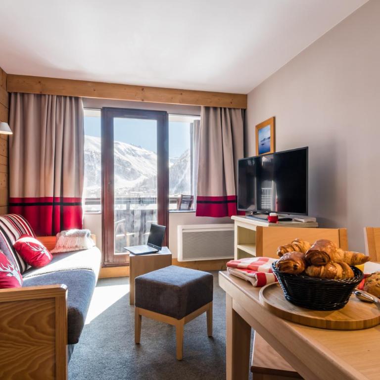 Résidence Pierre & Vacances Les Balcons De Bellevarde - Appartement 1 Chambre (4 Personnes) - Vue sur Montagne - Côté Sud - 3