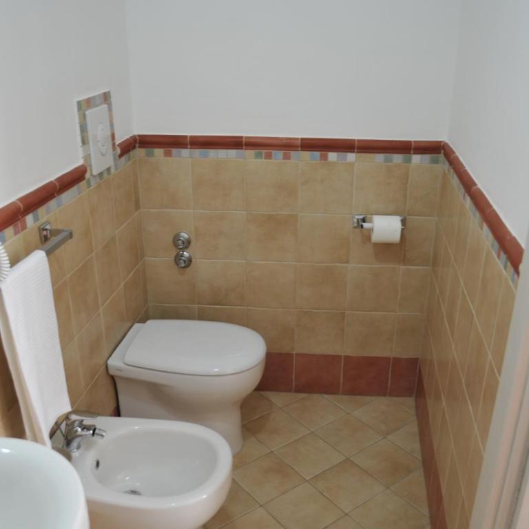 V&V Suite & Breakfast - Camera Quadrupla Comfort - 10
