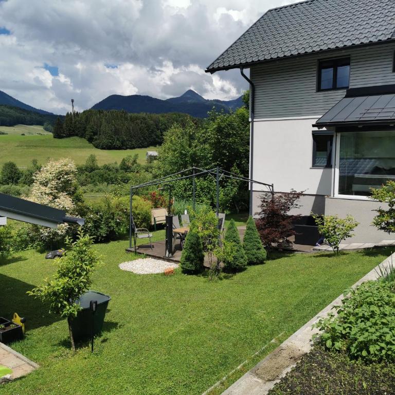 Ferienwohnungen Sammer - Apartment mit Blick auf die Berge - 9