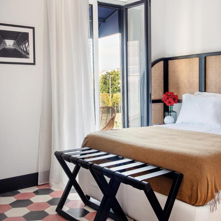 Magnolia Boutique Rooms - Camera Matrimoniale Deluxe con Balcone - 1