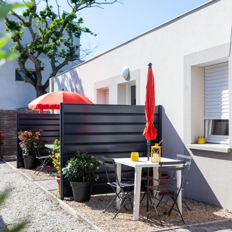 La Résidence Salamandre idéal couples & familles grands studios à Saint-Marc-sur-mer à 500m des plages proche de La Baule - Studio avec Terrasse - 1