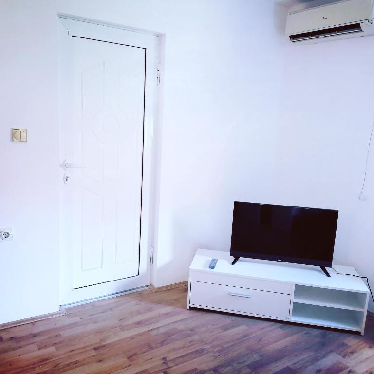Apartman Banjica 1 - One-Bedroom Apartment - 18