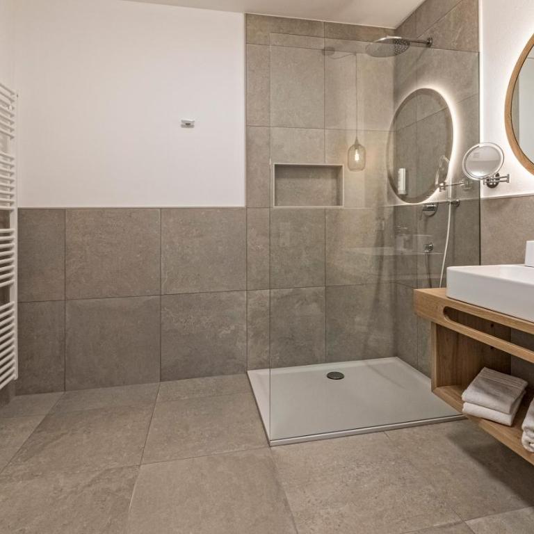 Hotel Garni Sonngart - Junior Suite con Balcone - 2