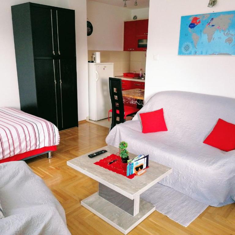 Good Host - Apartman sa 1 Spavaćom Sobom - 1