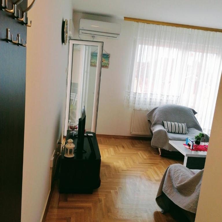 Good Host - Apartman sa 1 Spavaćom Sobom - 6