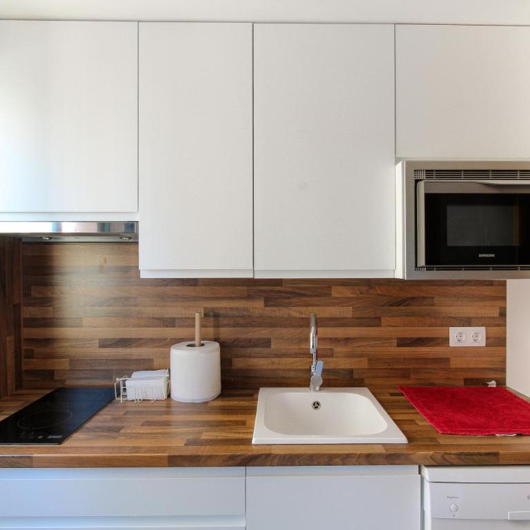 Apartamento Veremar, zona tranquila, con piscina, jardines, soleado y cerca de la playa de la cala, para disfrutar el mediterraneo - Apartamento de 3 dormitorios - 10